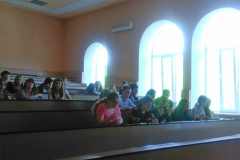 Книга запитує про майбутнє