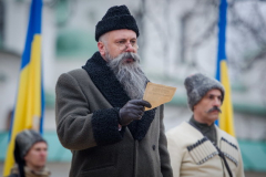 кадри з фільму "Крути. 1918"