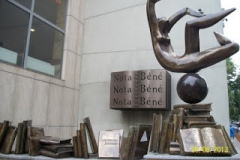 Україна. м. Одеса. Композиція Nota-Bene.